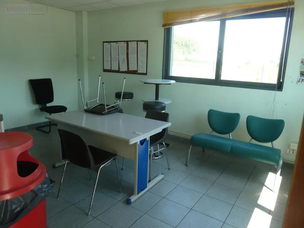 Location fonds et murs commerciaux Féchain 59247 Nord 59 1900 m2 25 pièces 4000 euros 59083-L1683 006