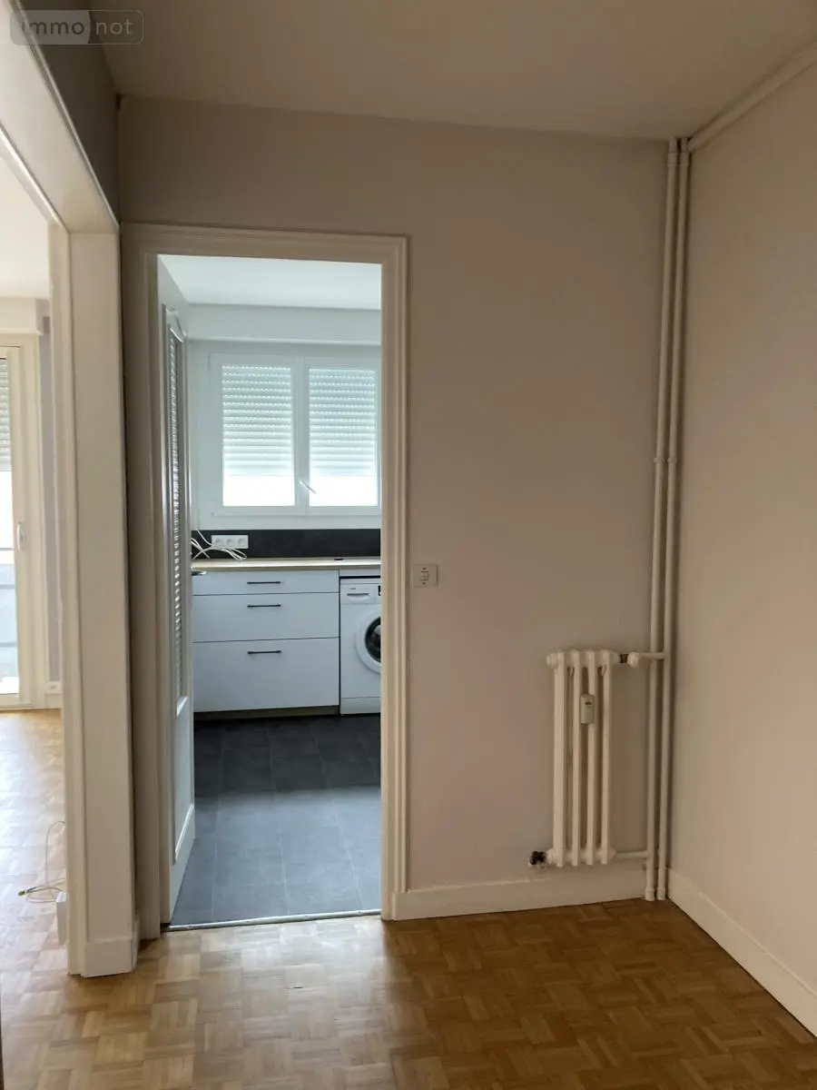 Appartement a vendre Laval 53000 Mayenne 53 68 m2 3 pièces 167680 euros 53007-2211 004