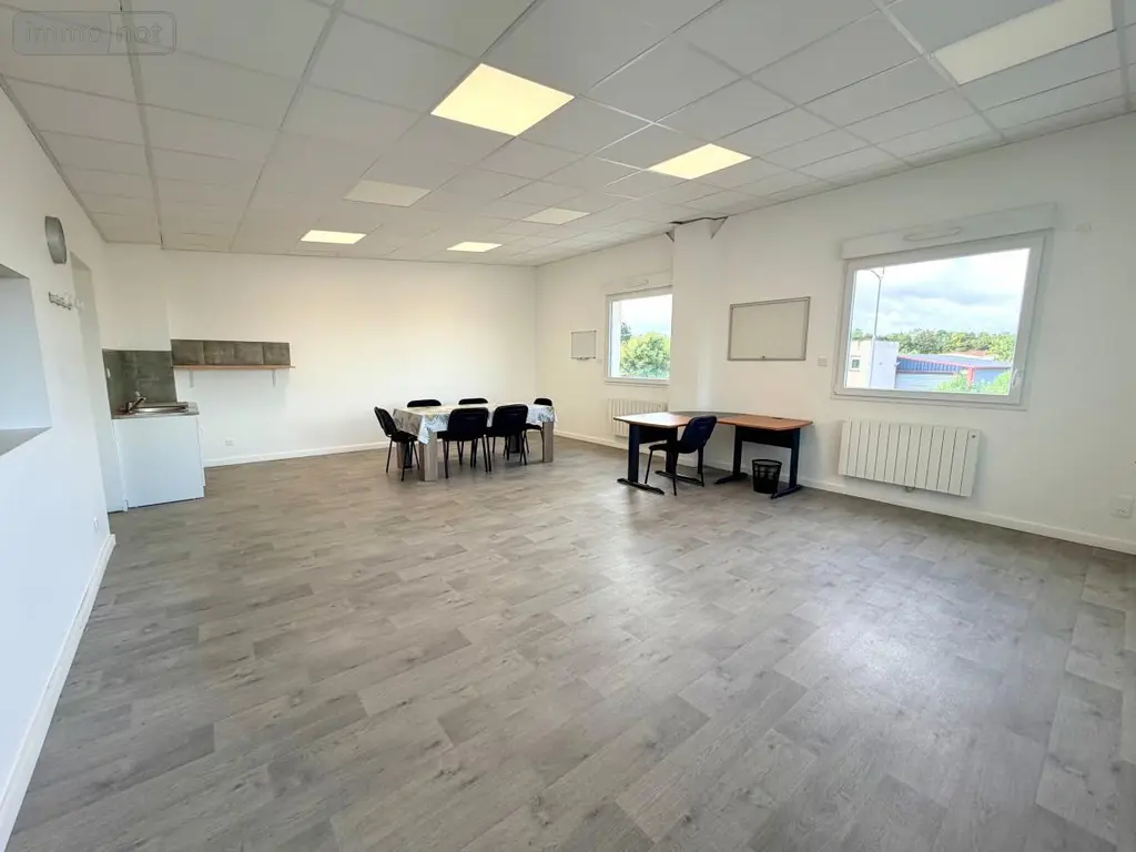 Location fonds et murs commerciaux Bezannes 51430 Marne 51 817 m2 6000 euros 51067-L72 010