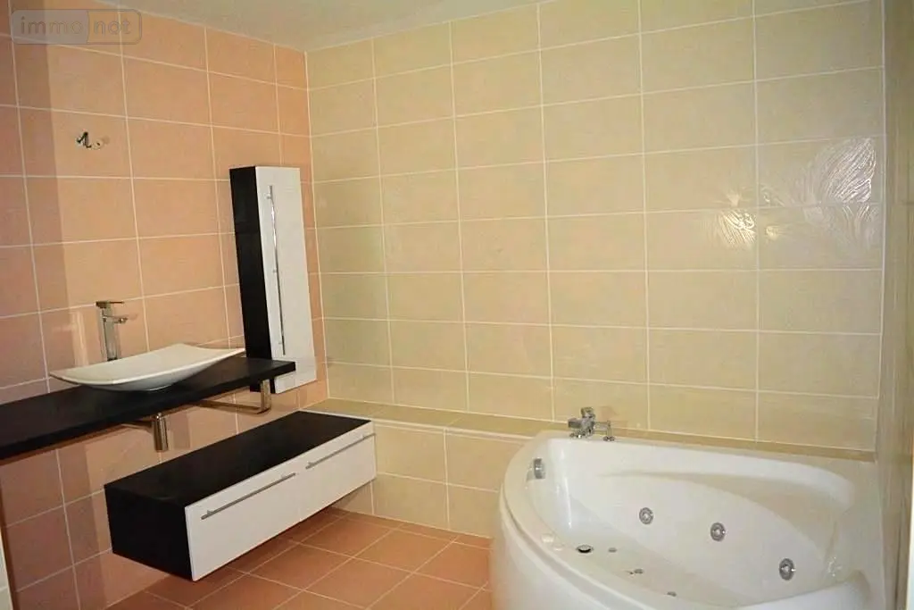 Appartement a vendre Thiers 63300 Puy-de-Dôme 63 208 m2 8 pièces 79000 euros 63022-42 015