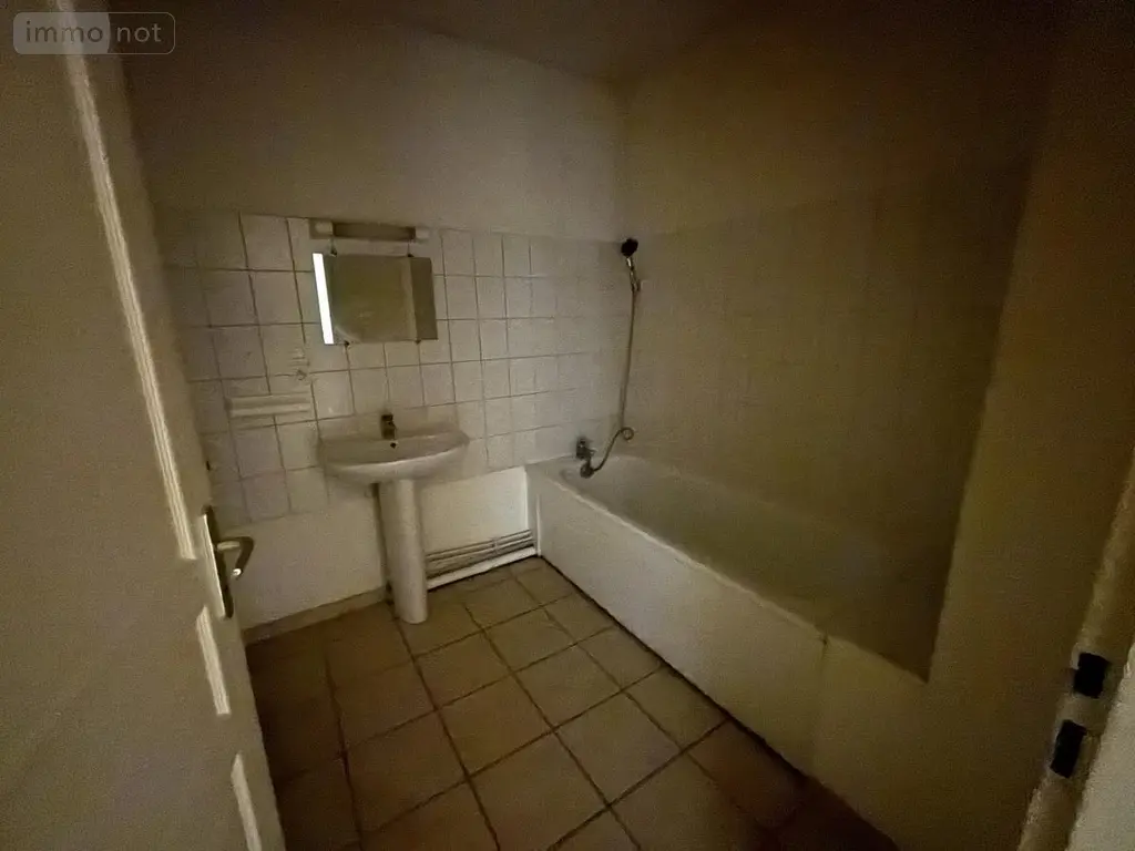 Immeuble de rapport a vendre Lagnieu 01150 Ain 01 291 m2 469000 euros 01037-918 021