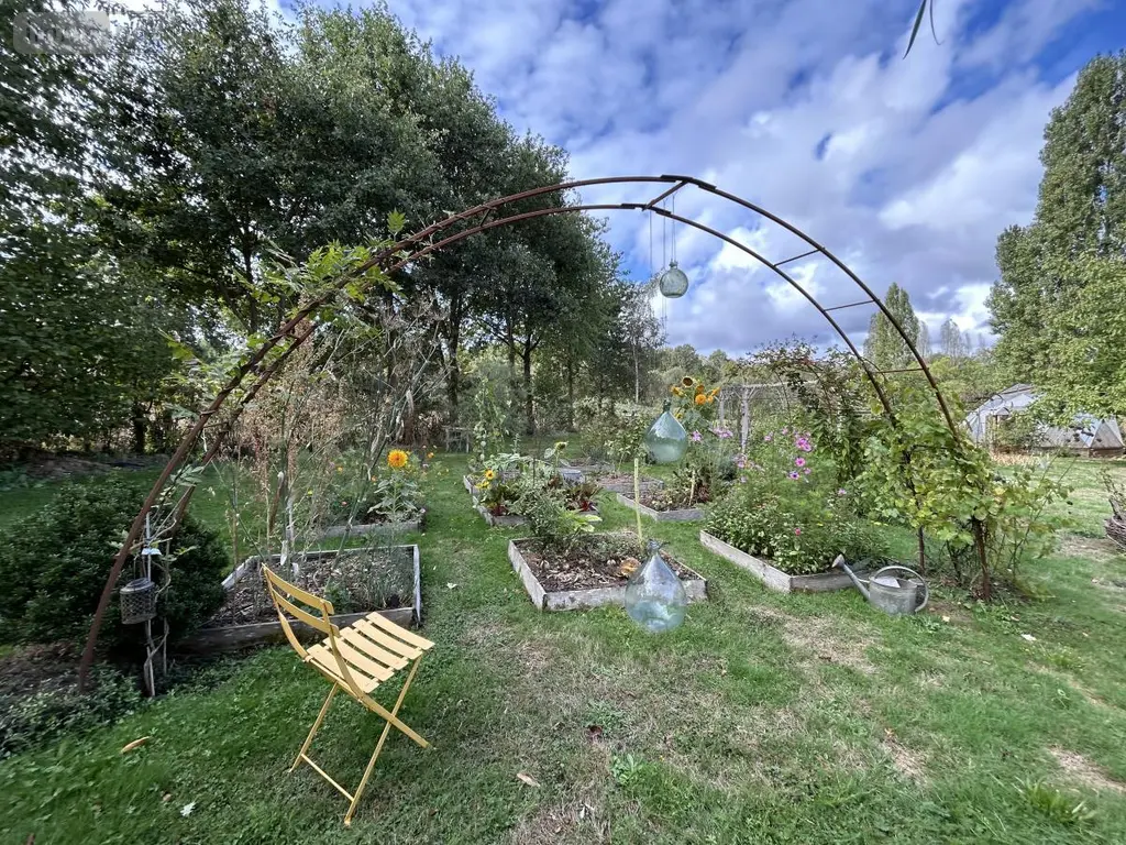 Maison a vendre Saint-Jean-sur-Mayenne 53240 Mayenne 53 193 m2 6 pièces 438900 euros 53006-1357 011