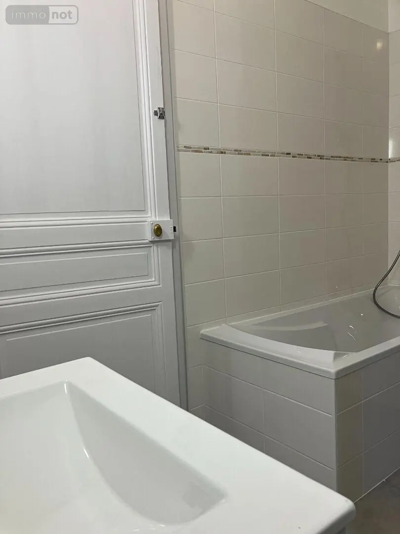 Location appartement Rennes 35000 Ille-et-Vilaine 35 88 m2 4 pièces 1133 euros 1508 011