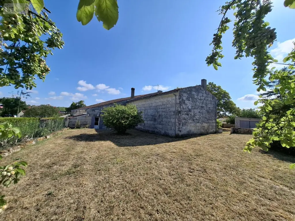 Maison a vendre Les Gonds 17100 Charente-Maritime 17 158 m2 5 pièces 395000 euros 17111-755 028