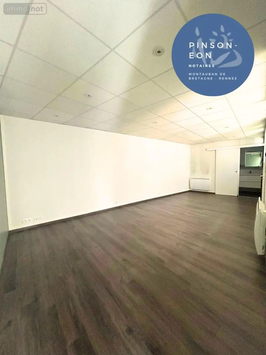 Fonds et murs commerciaux a vendre Rennes 35000 Ille-et-Vilaine 35 38 m2 1 pièce 198320 euros 35056-1643 002