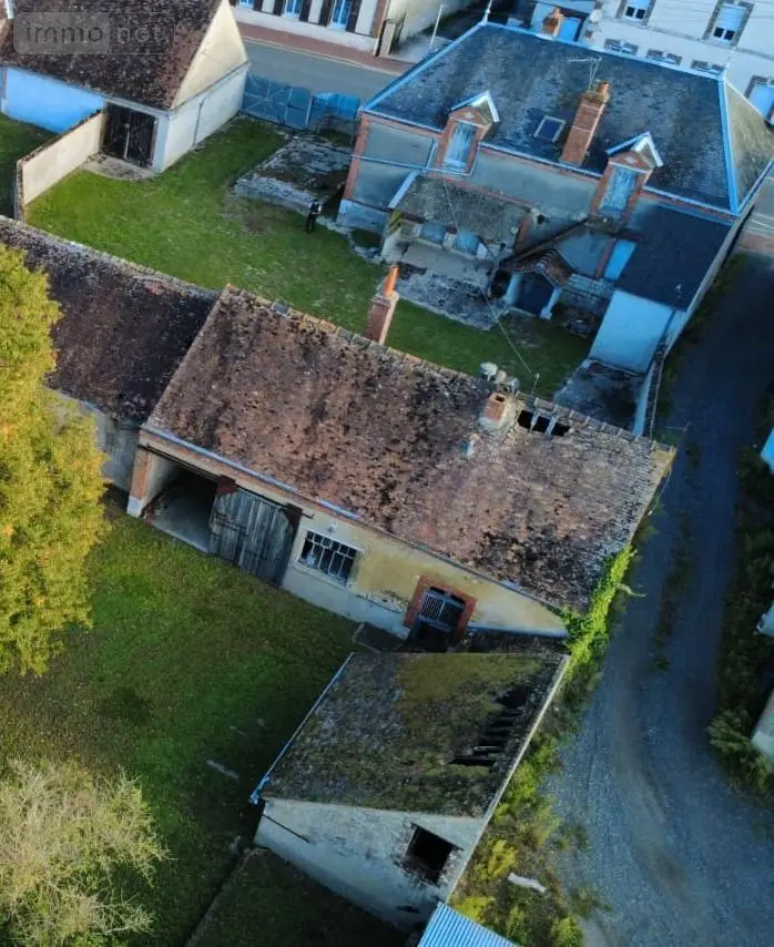 Fonds et murs commerciaux a vendre Corquilleroy 45120 Loiret 45 350 m2 5 pièces 126800 euros 45051-487 007