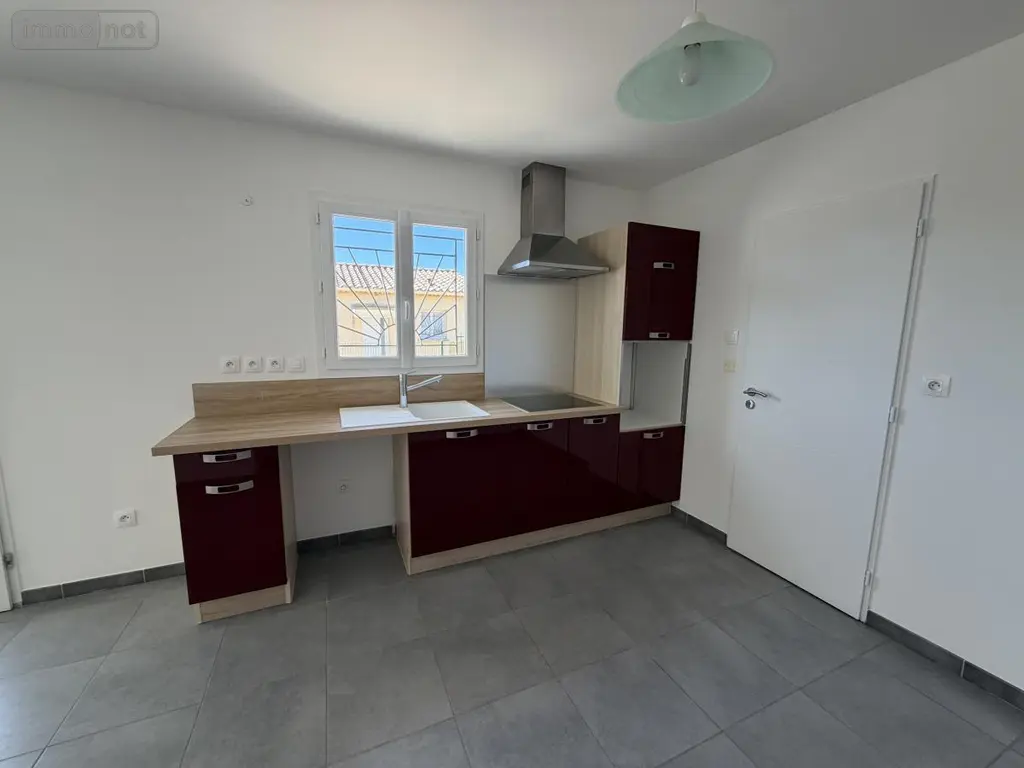 Location maison Saint-Just-d'Ardèche 07700 Ardèche 07 91 m2 4 pièces 905 euros 26060-L125 002