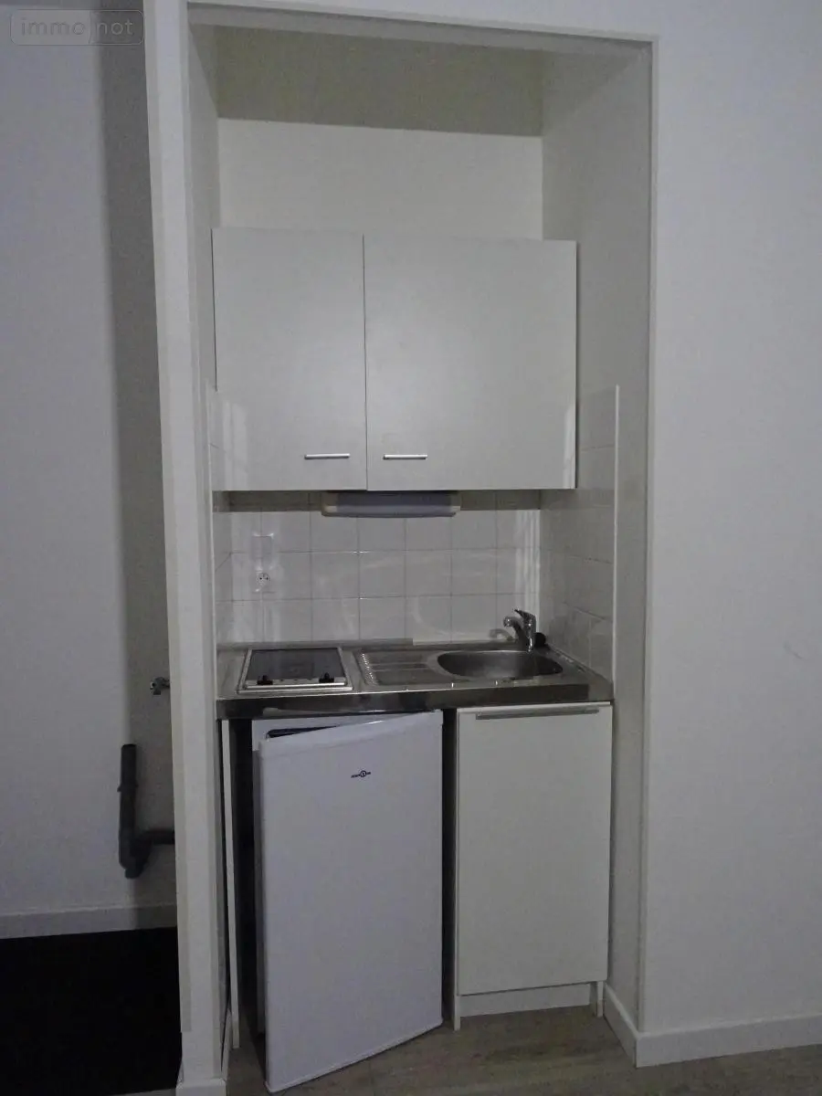 Location appartement Reims 51100 Marne 51 19 m2 1 pièce 360 euros 51082-L996 009