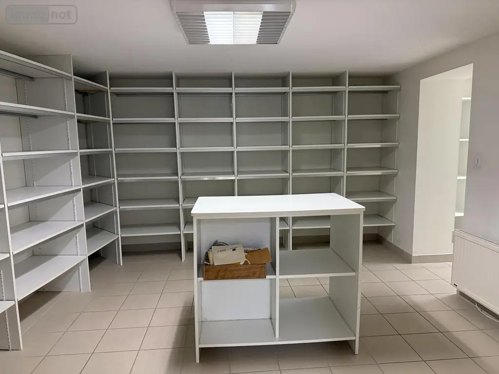 Location fonds et murs commerciaux Plémet 22210 Côtes-d'Armor 22 165 m2 1080 euros 22115-L337 004