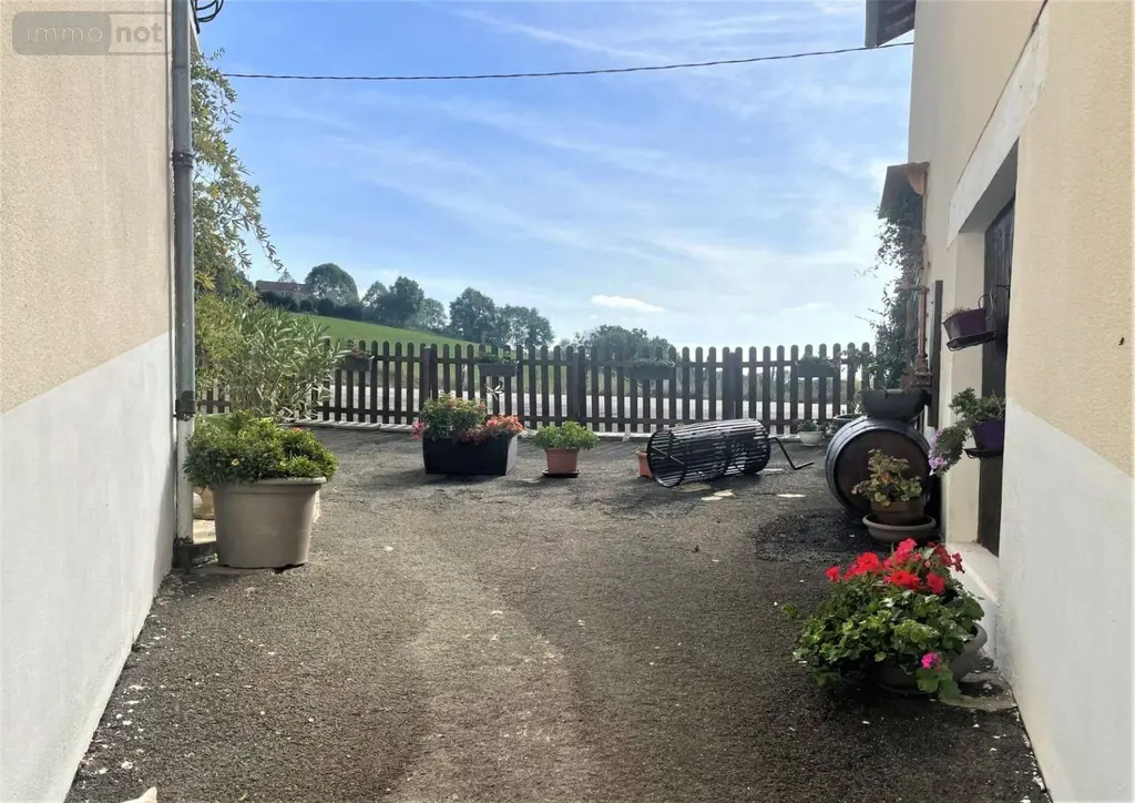 Maison a vendre Montredon 46270 Lot 46 220 m2 8 pièces 178100 euros VM537 005