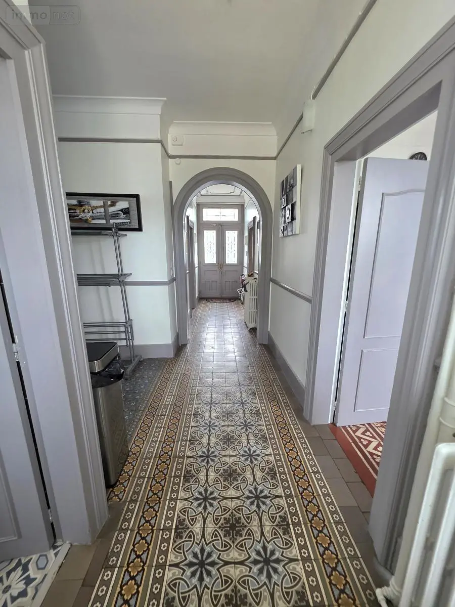 Maison a vendre Vierzon 18100 Cher 18 189 m2 7 pièces 235800 euros 18058-67 005