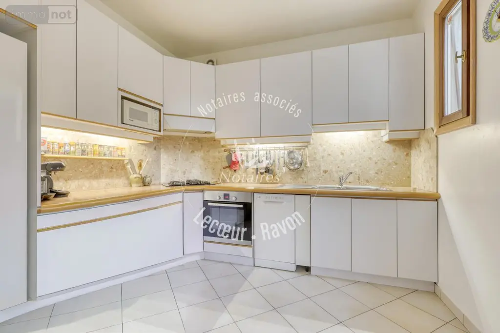Immeuble de rapport a vendre Maisons-Laffitte 78600 Yvelines 78 103 m2 930000 euros 92076-131 005