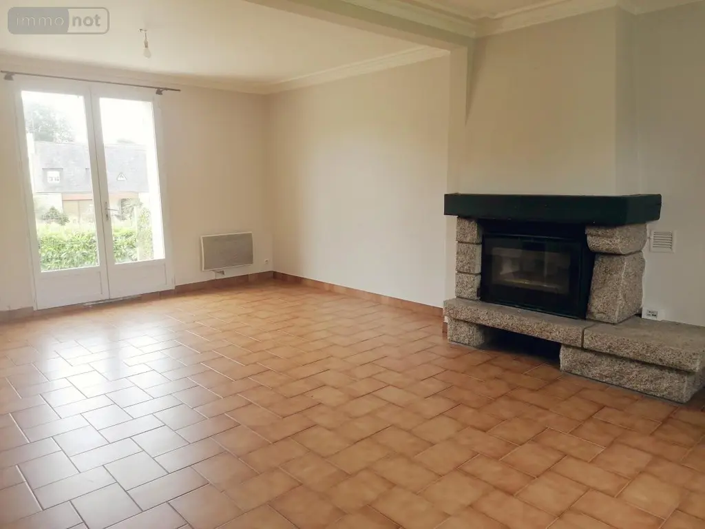 Maison a vendre Lampaul-Guimiliau 29400 Finistère 29 94 m2 4 pièces 156300 euros 29101-1690 008