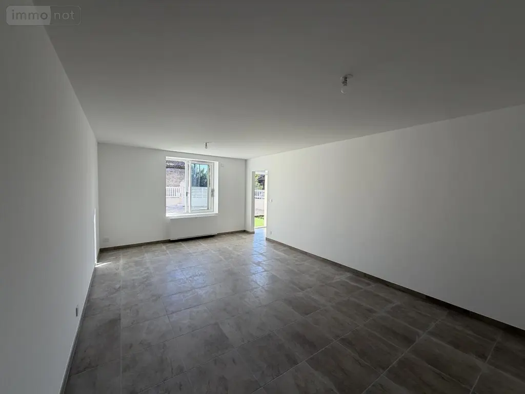 Location maison Saint-Just-d'Ardèche 07700 Ardèche 07 117 m2 5 pièces 920 euros 26060-L126 005