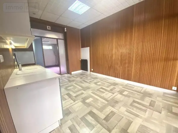 Immeuble de rapport a vendre Saint-Hilaire-du-Harcouët 50600 Manche 50 146 m2 7 pièces 182860 euros IR571 005