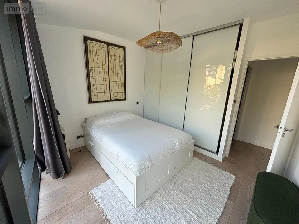 Location appartement Rennes 35000 Ille-et-Vilaine 35 117 m2 5 pièces 4000 euros 698 008