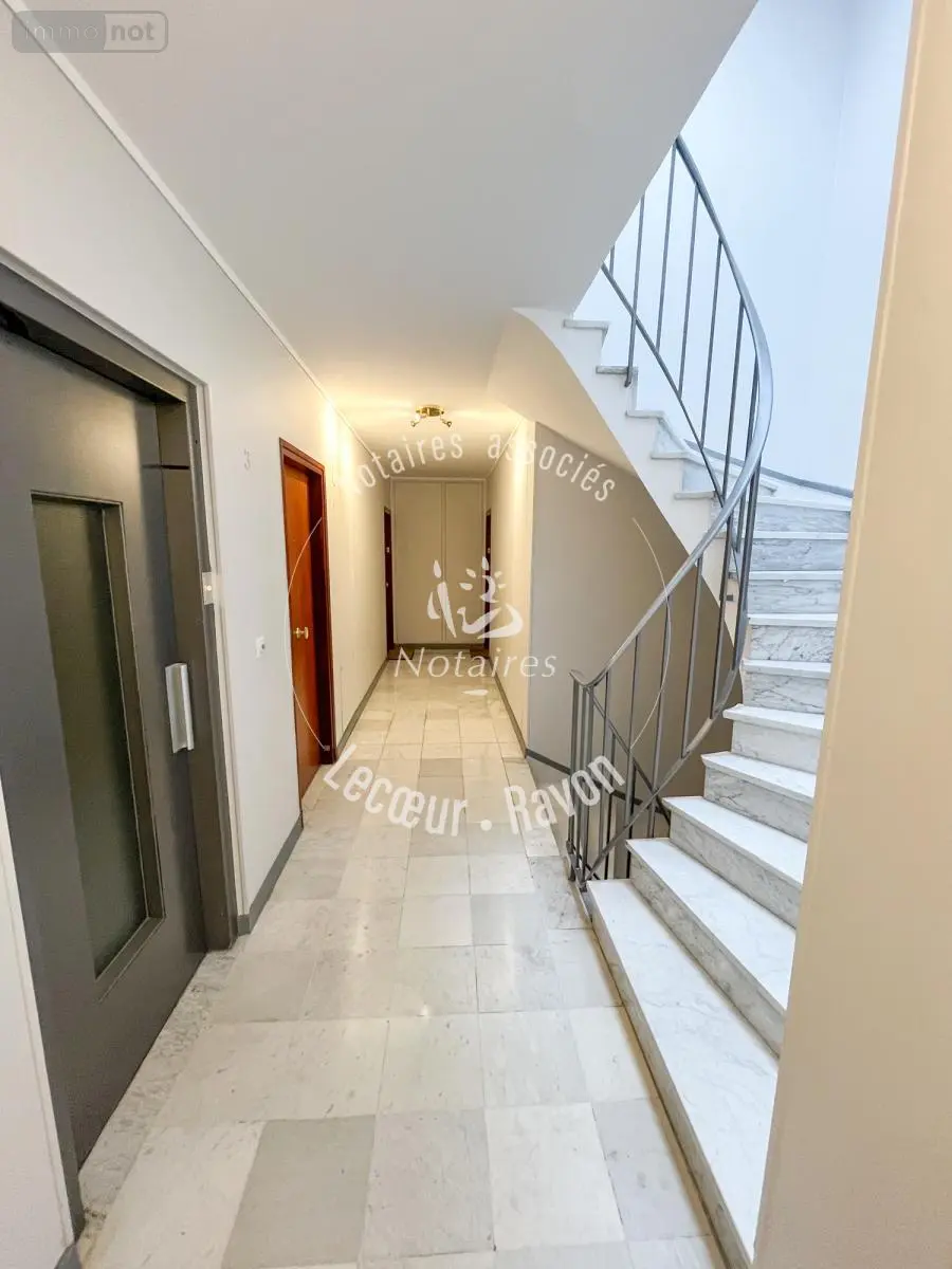 Appartement a vendre Le Chesnay-Rocquencourt 78150 Yvelines 78 77 m2 3 pièces 299000 euros 92076-151 008