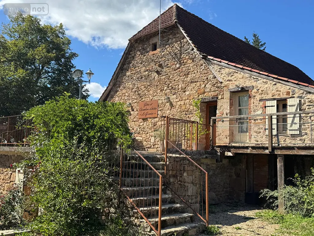 Maison a vendre Figeac 46100 Lot 46 489 m2 14 pièces 843000 euros 100 012