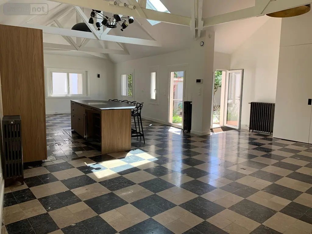 Location maison Rennes 35000 Ille-et-Vilaine 35 139 m2 6 pièces 2400 euros 001-2234 002