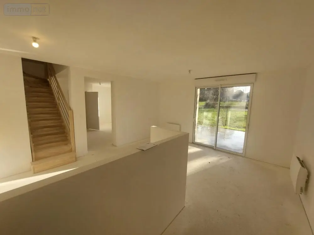 Appartement a vendre Renazé 53800 Mayenne 53 109 m2 4 pièces 162770 euros 53032-1082 002