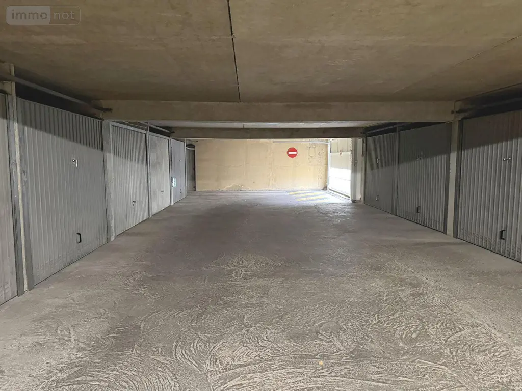 Garage et parking a vendre Rennes 35000 Ille-et-Vilaine 35 12 m2 19600 euros 104 002