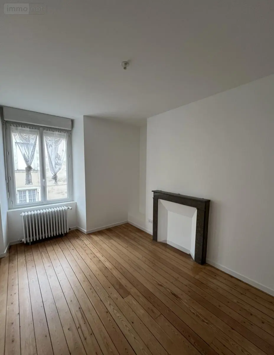 Location maison Cossé-le-Vivien 53230 Mayenne 53 90 m2 5 pièces 730 euros 53032-L361 004