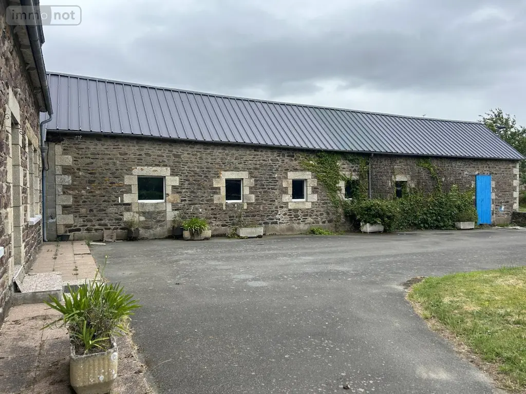 Maison a vendre Ploëzal 22260 Côtes-d'Armor 22 102 m2 231000 euros 22079-867 003