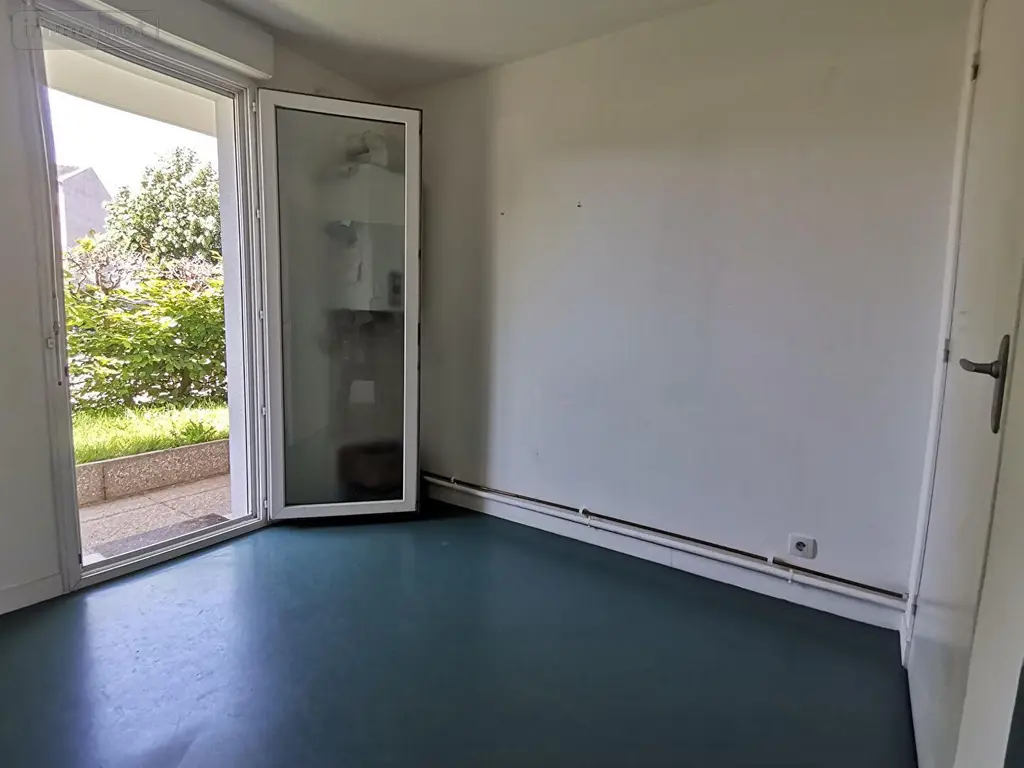 Appartement a vendre Rennes 35200 Ille-et-Vilaine 35 76 m2 4 pièces 209600 euros 048-V1260M 006