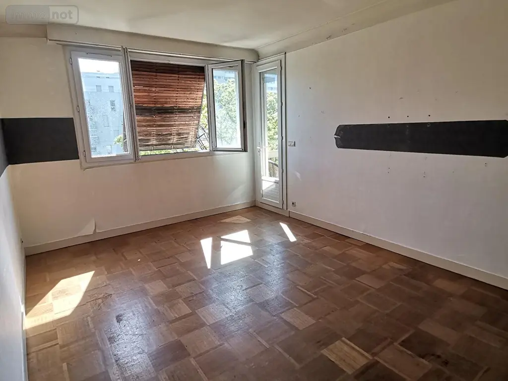 Appartement a vendre Rennes 35000 Ille-et-Vilaine 35 53 m2 2 pièces 177112 euros 048-V1263M 005