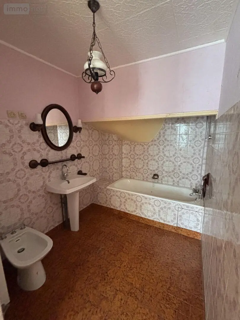 Maison a vendre Montreuil-Bellay 49260 Maine-et-Loire 49 155 m2 6 pièces 168400 euros 2018239 010