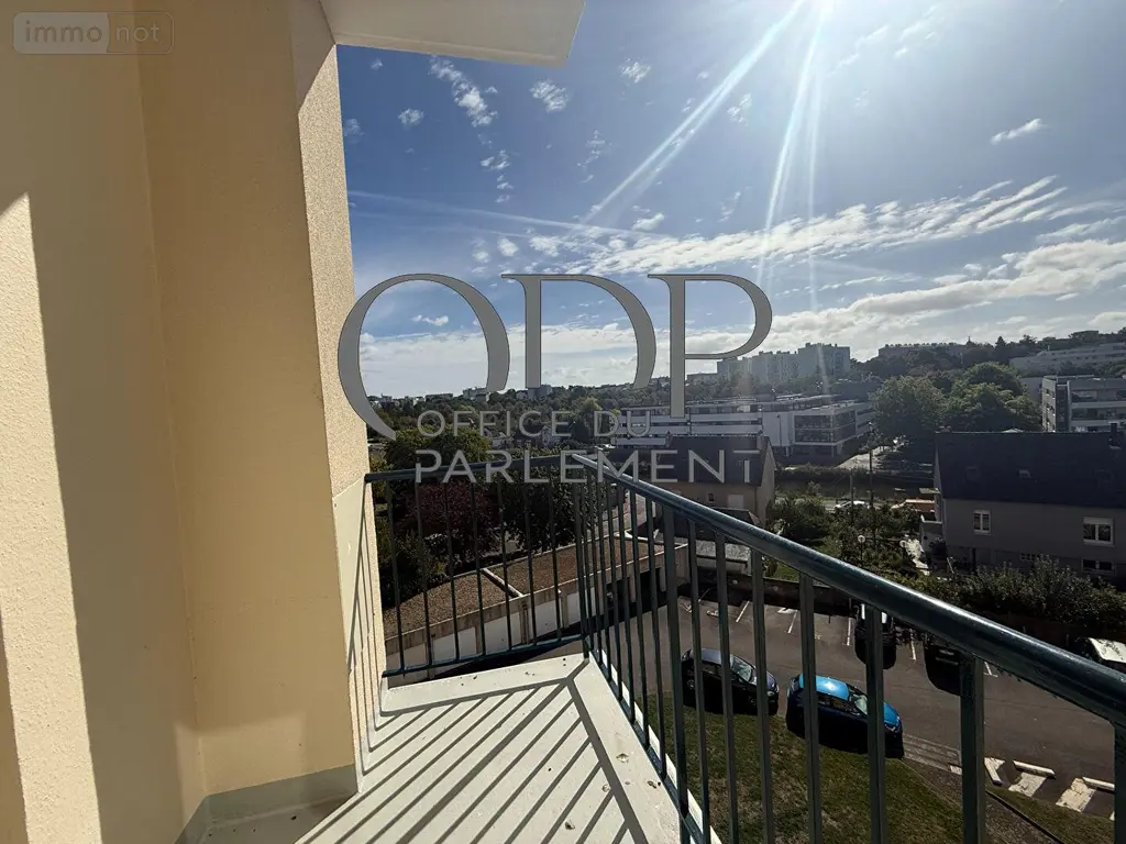 Appartement a vendre Rennes 35000 Ille-et-Vilaine 35 46 m2 2 pièces 156750 euros BUS 005