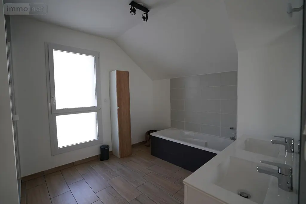 Maison a vendre Rennes 35000 Ille-et-Vilaine 35 151 m2 7 pièces 688600 euros 2009 008