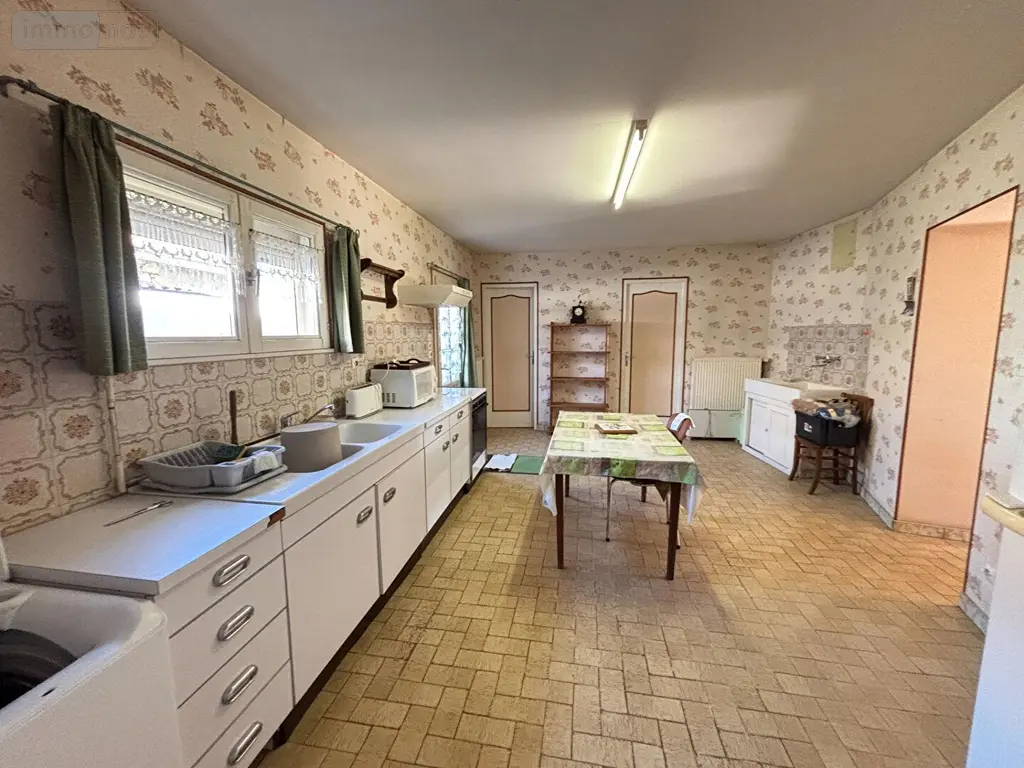 Maison a vendre Montreuil-Bellay 49260 Maine-et-Loire 49 166 m2 6 pièces 147600 euros 2018243 005
