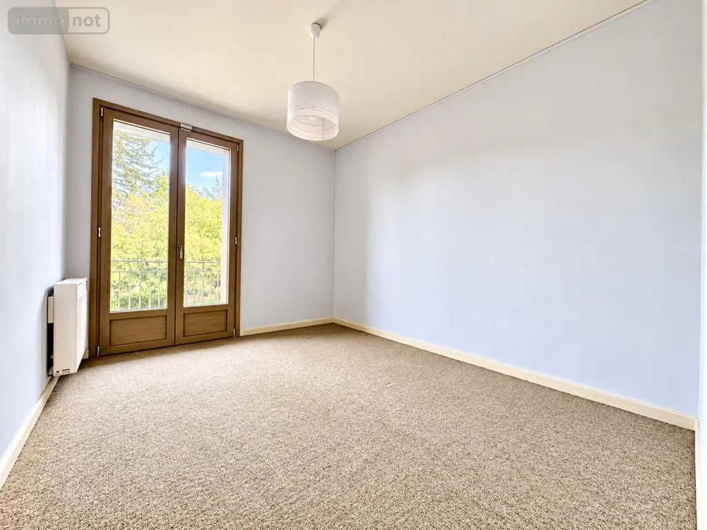 Appartement a vendre Saint-Chély-d'Apcher 48200 Lozère 48 93 m2 169000 euros 48032-253 007