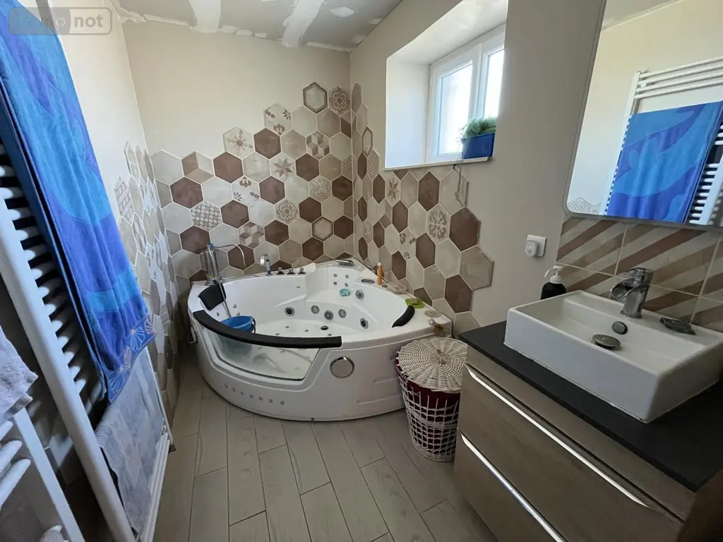 Maison a vendre Val d'Erdre-Auxence 49370 Maine-et-Loire 49 182 m2 5 pièces 230000 euros 49019-3519 006