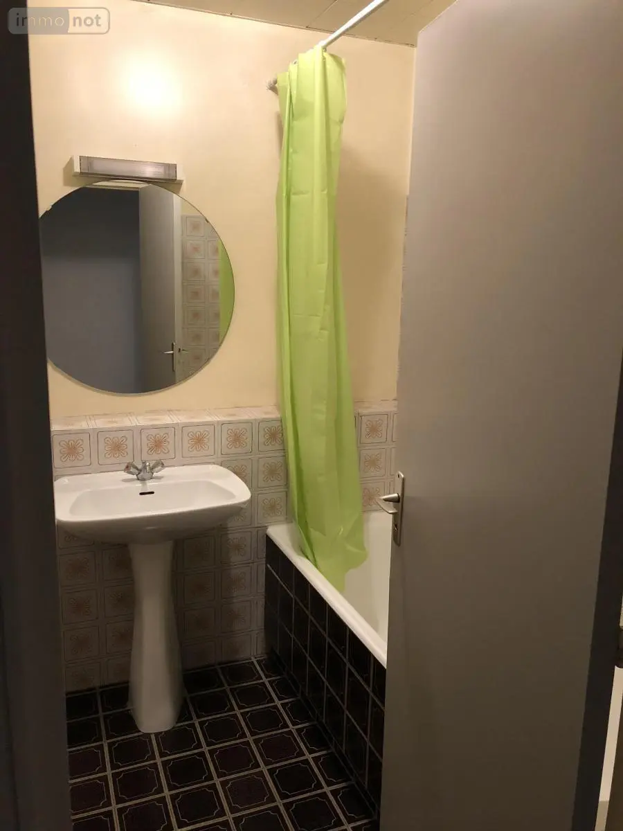 Location appartement Amiens 80000 Somme 80 25 m2 1 pièce 445 euros 80004-L276 004