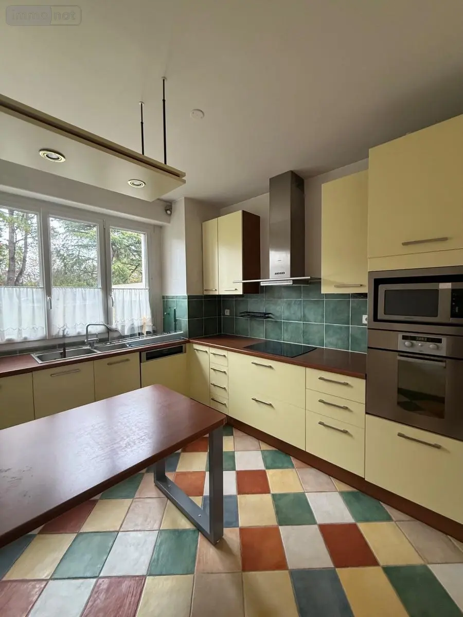 Appartement a vendre Avrillé 49240 Maine-et-Loire 49 90 m2 4 pièces 282960 euros 49012-2136 003