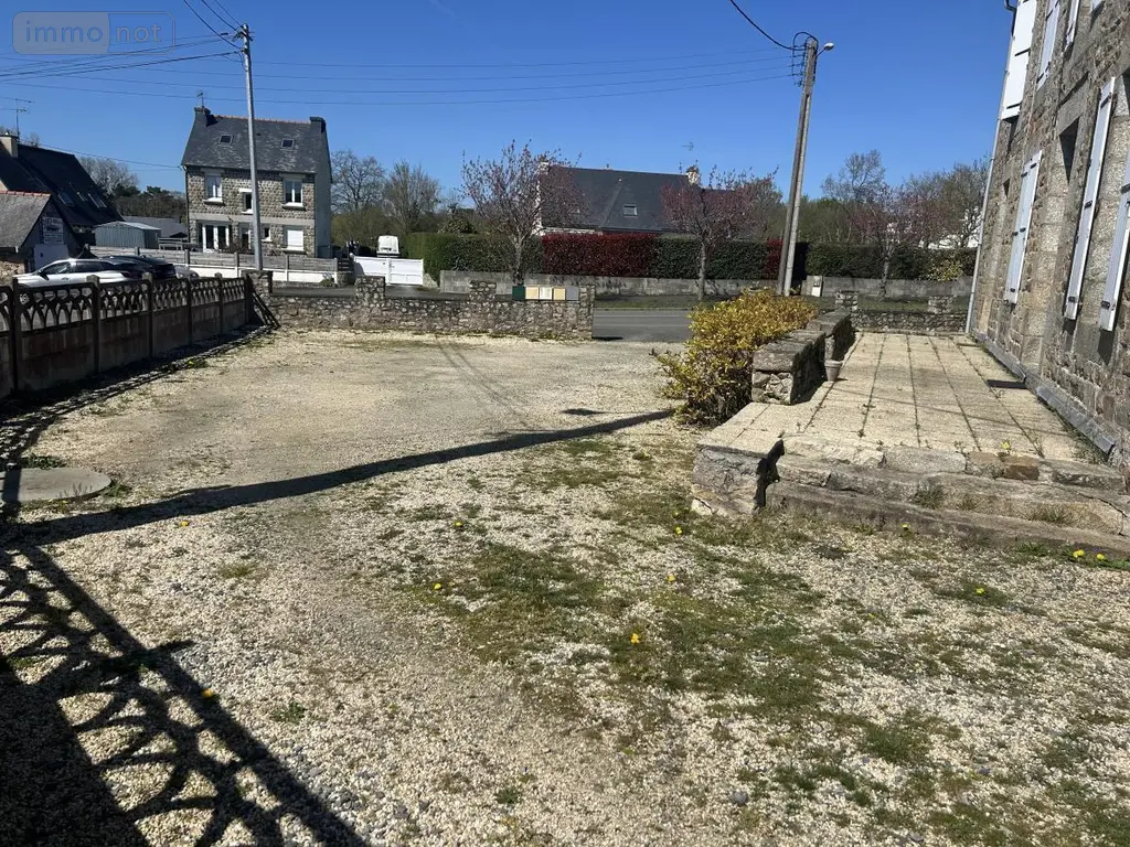 Immeuble de rapport a vendre Saint-Agathon 22200 Côtes-d'Armor 22 194 m2 365600 euros 22064-1161 002