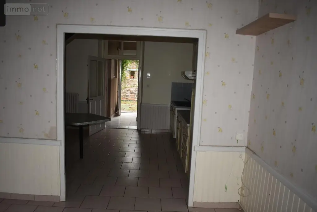 Maison a vendre Candé 49440 Maine-et-Loire 49 205 m2 234500 euros 49095-1664 011