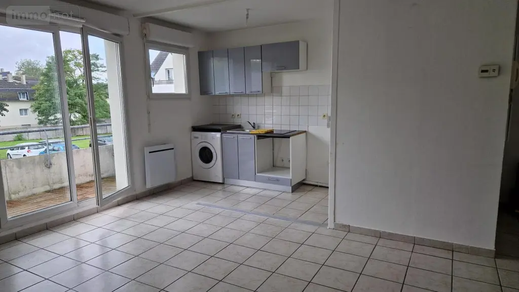 Location appartement Oignies 62590 Pas-de-Calais 62 44 m2 2 pièces 585 euros 62032-L828 004