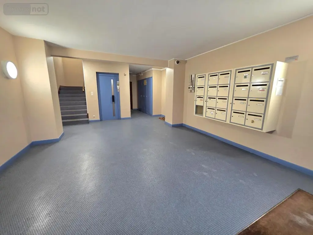 Appartement a vendre Vierzon 18100 Cher 18 53 m2 2 pièces 44800 euros 18058-77 006