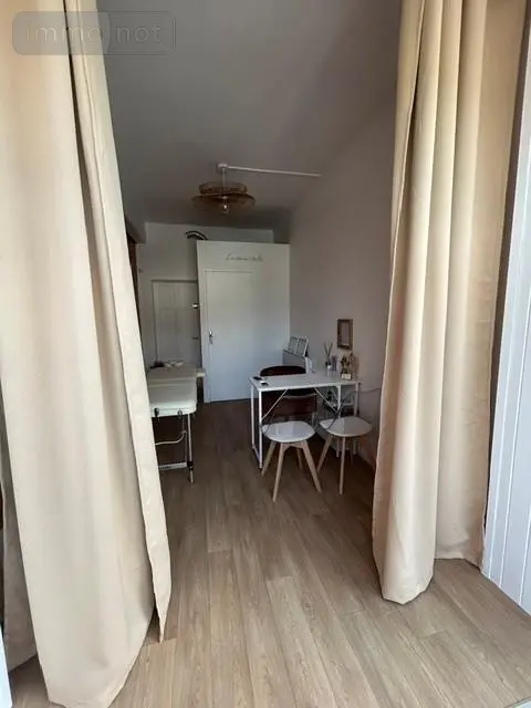Viager fonds et murs commerciaux Clermont-Ferrand 63100 Puy-de-Dôme 63 70 m2 4 pièces 30000 euros 63022-82 011