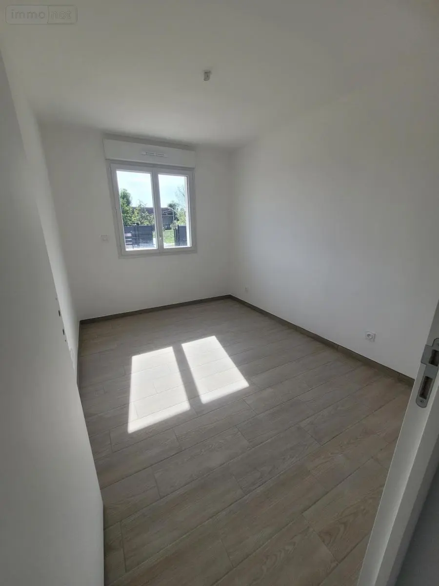 Location maison Le Vaudreuil 27100 Eure 27 83 m2 1180 euros 27063-L314 005