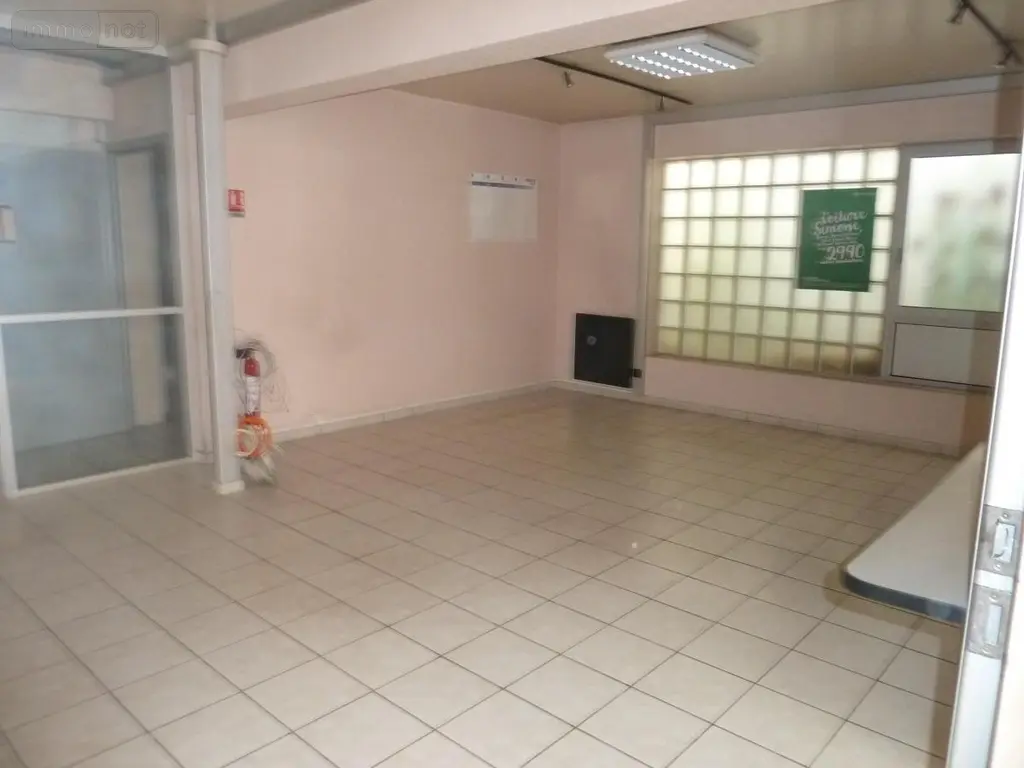 Location fonds et murs commerciaux Féchain 59247 Nord 59 1900 m2 25 pièces 4000 euros 59083-L1683 027