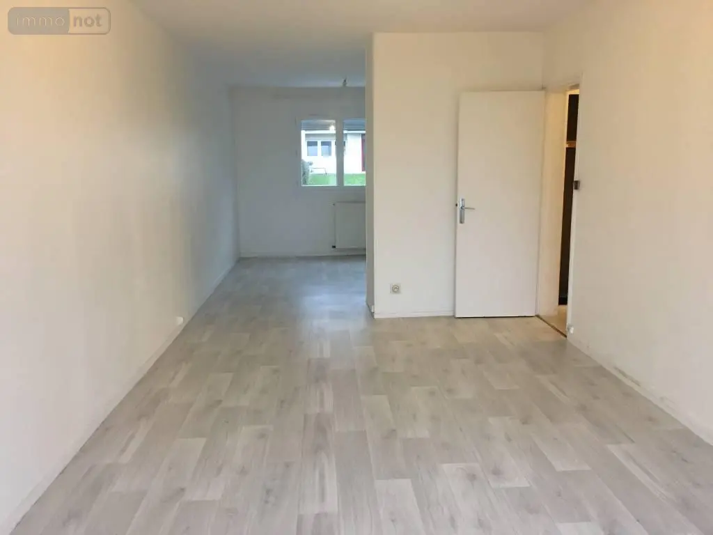 Location appartement Moulineaux 76530 Seine-Maritime 76 66 m2 3 pièces 620 euros 76026-L246 003