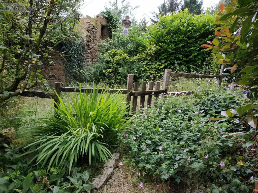 Maison a vendre Berrien 29690 Finistère 29 153 m2 5 pièces 158250 euros 29064-2771 004