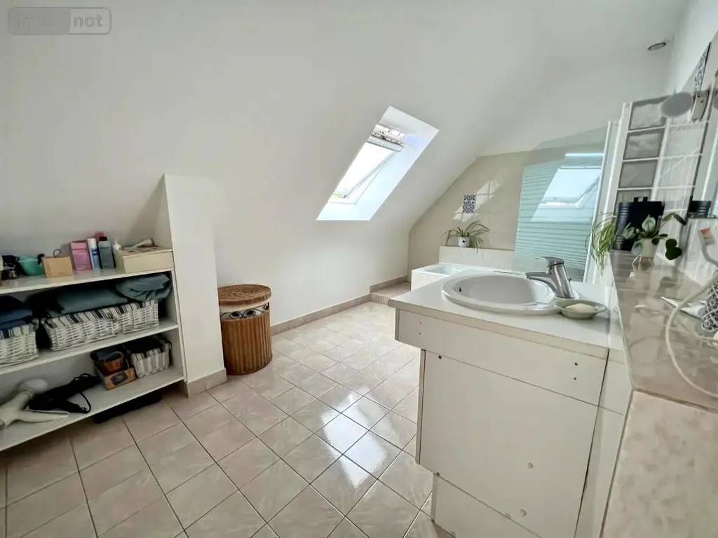 Maison a vendre Châteaugiron 35410 Ille-et-Vilaine 35 150 m2 7 pièces 389700 euros 35018-802 014