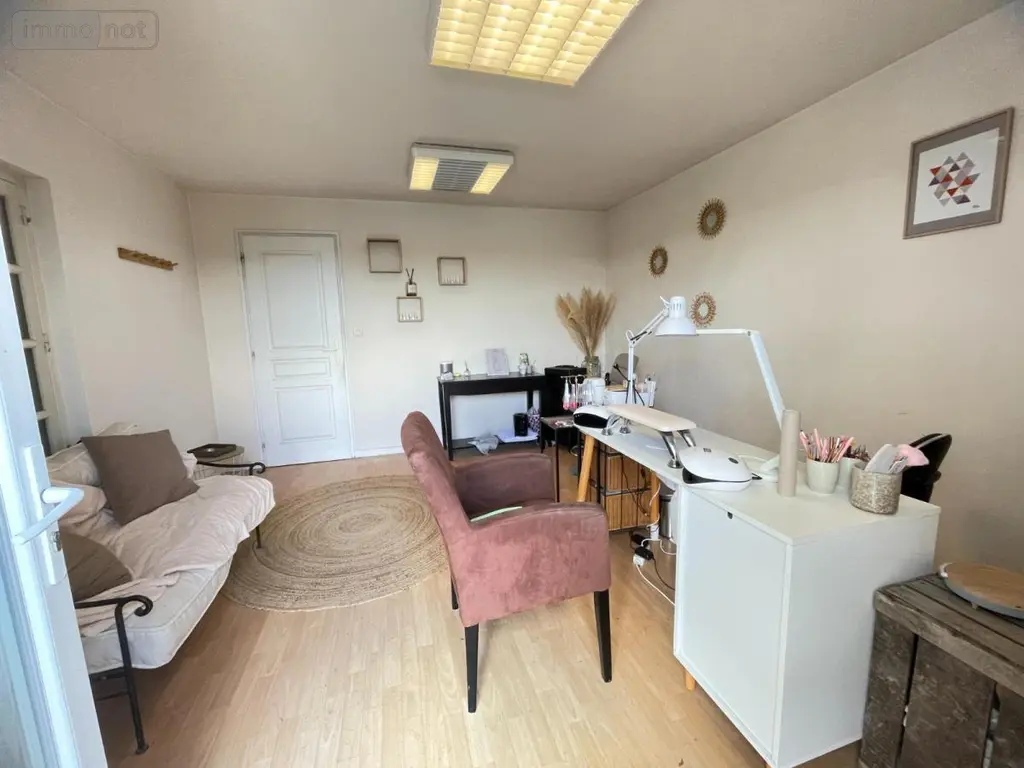 Fonds et murs commerciaux a vendre Saint-Christophe 17220 Charente-Maritime 17 227 m2 301600 euros 17112-425 005