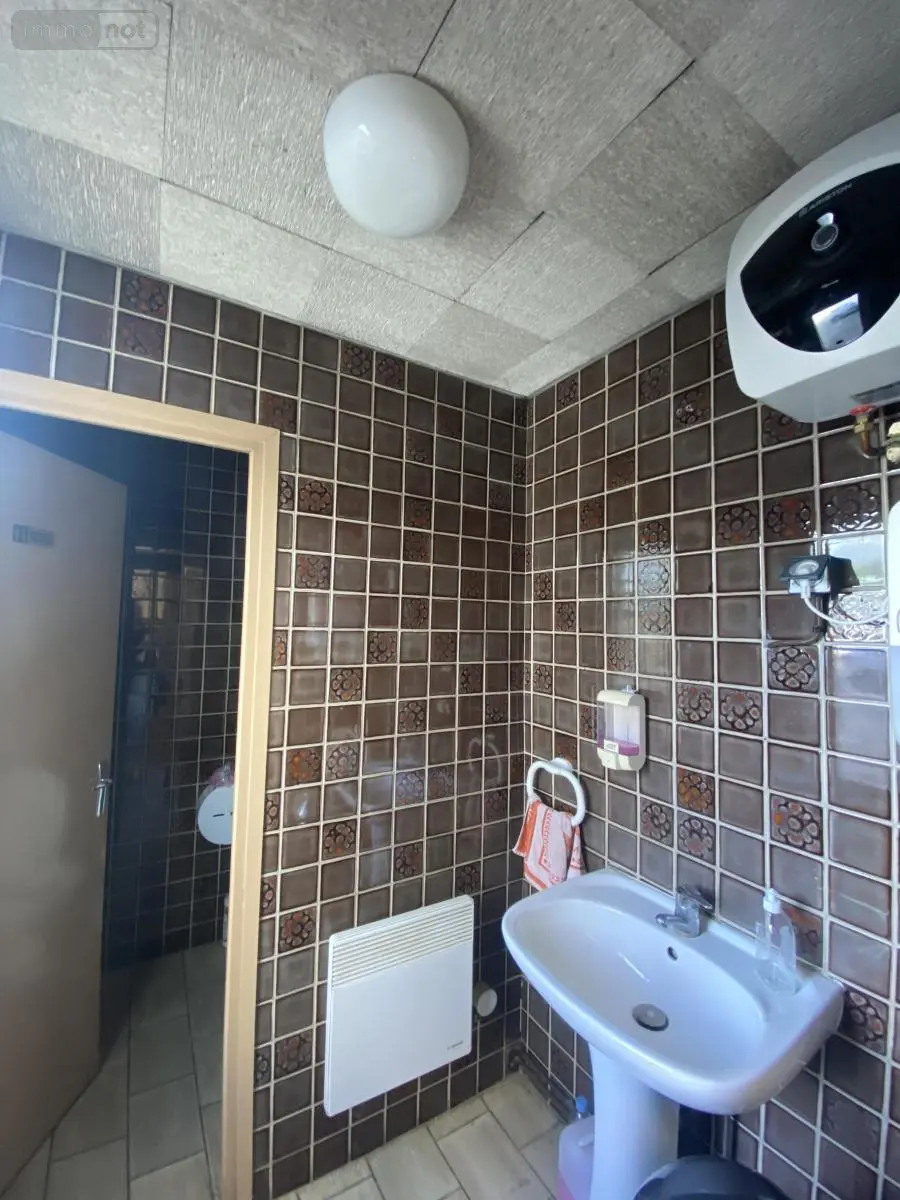 Location fonds et murs commerciaux Proville 59267 Nord 59 587 m2 2500 euros 59079-L170 005