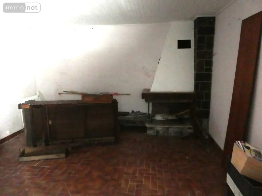 Immeuble de rapport a vendre Ploërdut 56160 Morbihan 56 230 m2 90080 euros 56075-2350 010